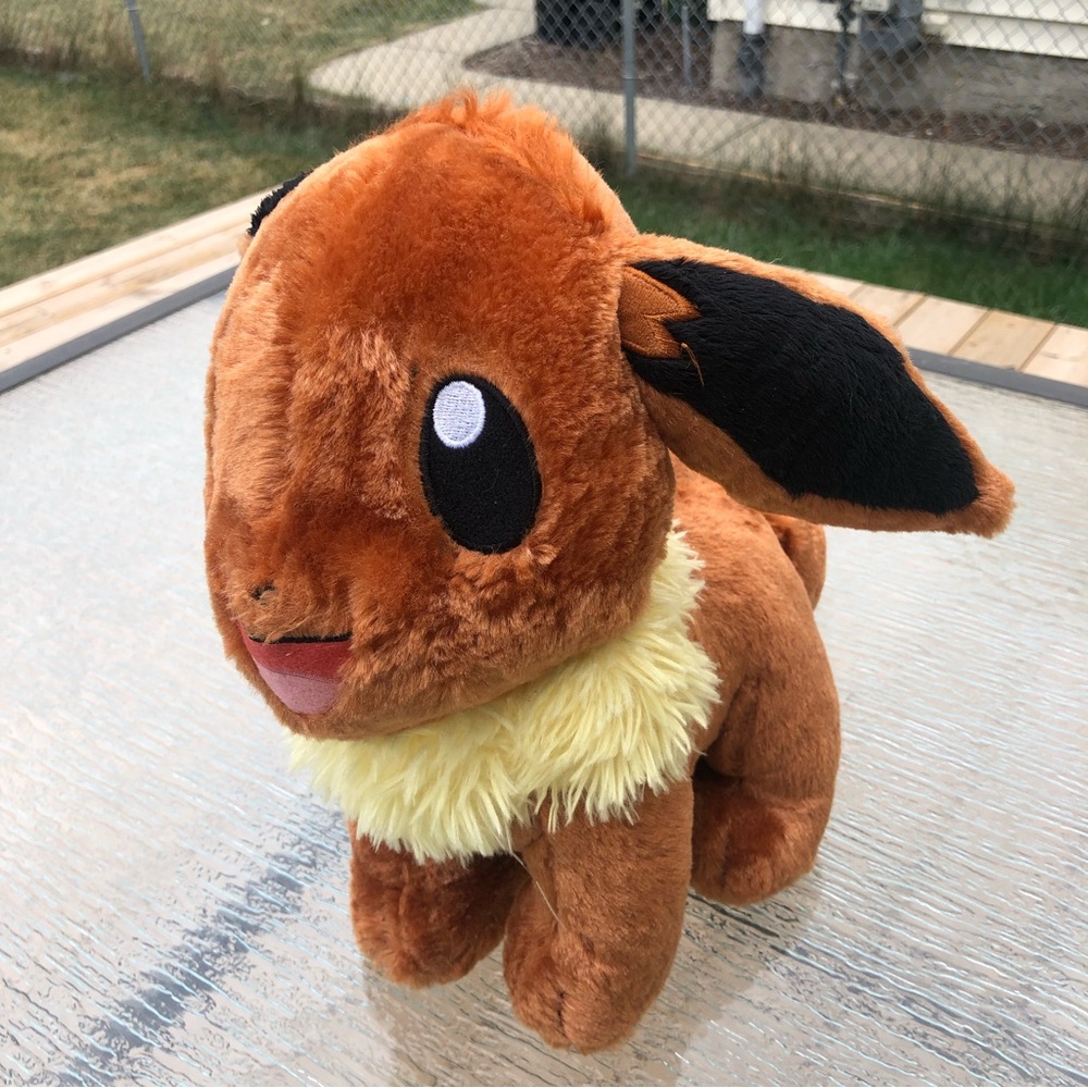 Build-A-Bear BAB Pokemon EEvie Stuffed Plush